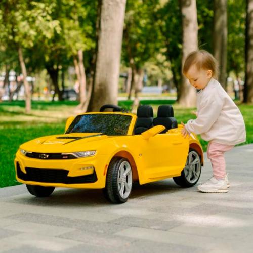 Детский электромобиль Chevrolet Camaro RiverToys 2SS HL558 фото 3